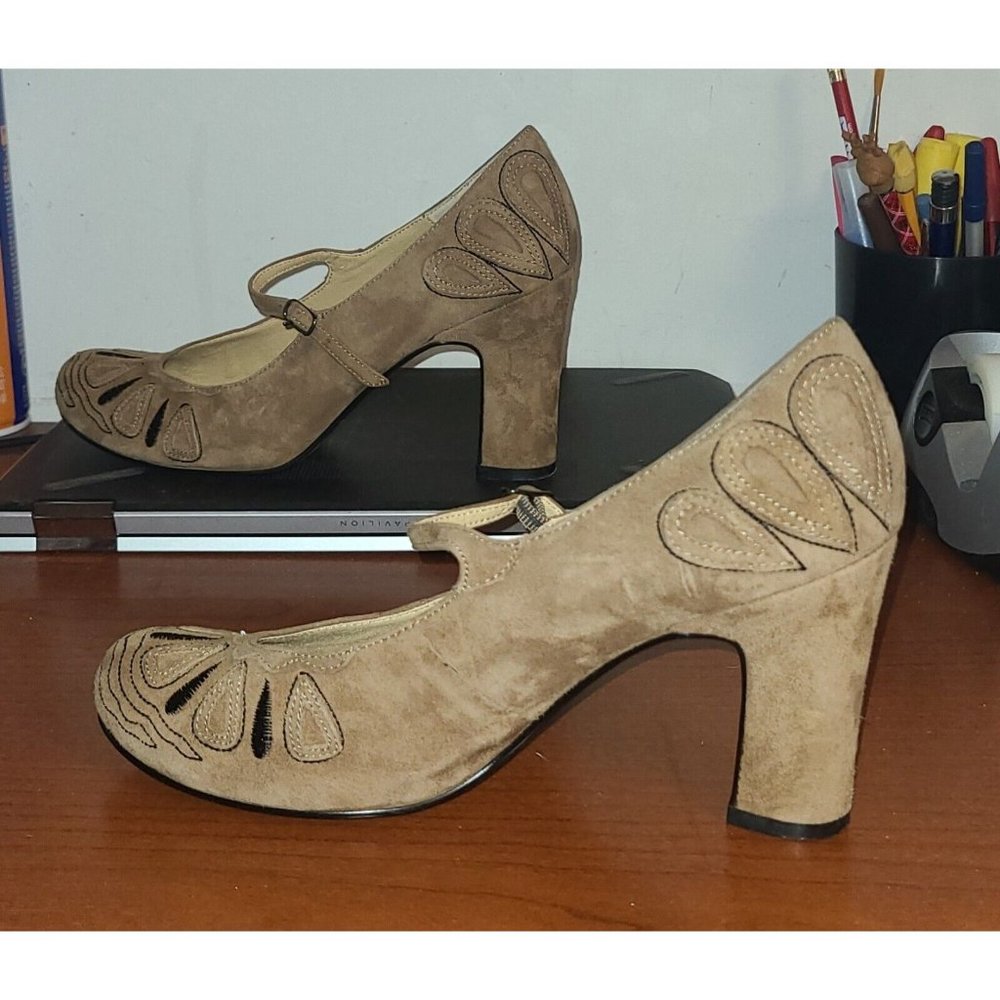 PAZZO Women’s 7.5 M Shoes Small Buckle/Strap Tan Suede Leather 3 in. Heel